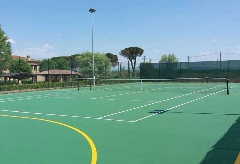 هتل Principe Del Trasimeno