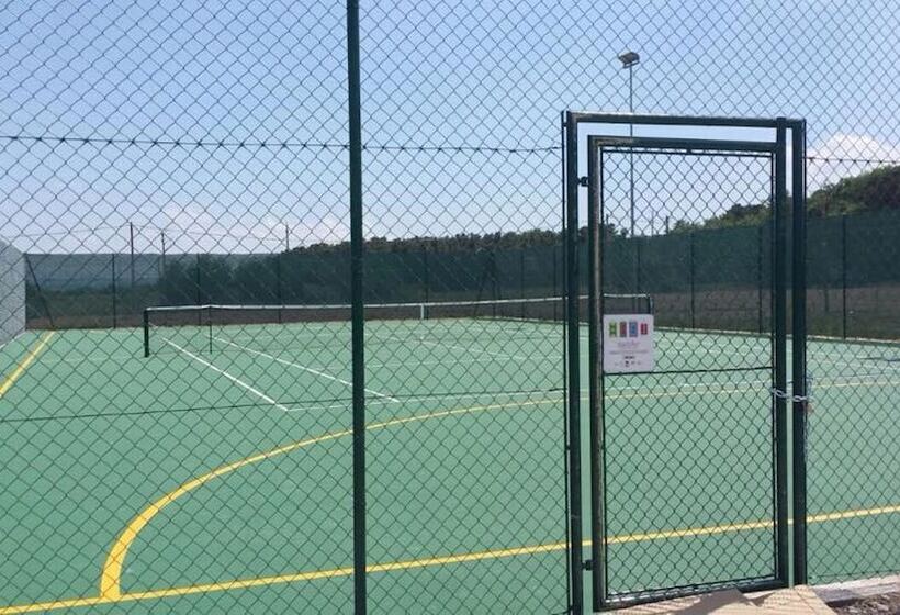 هتل Principe Del Trasimeno