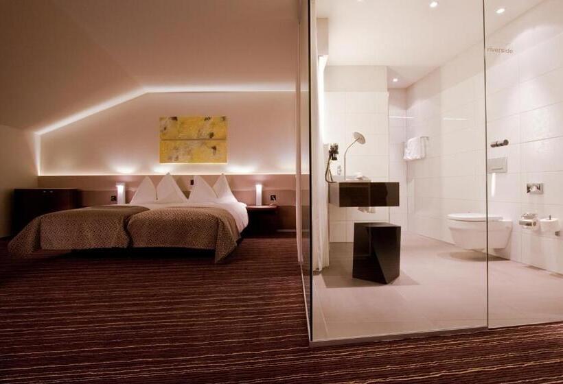 בית מלון כפרי Riverside