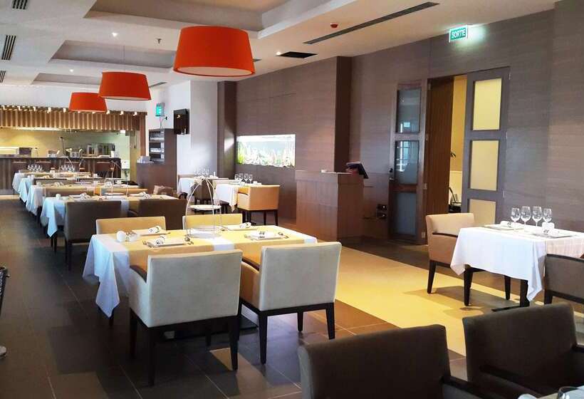 ホテル Royal Tulip Skikda