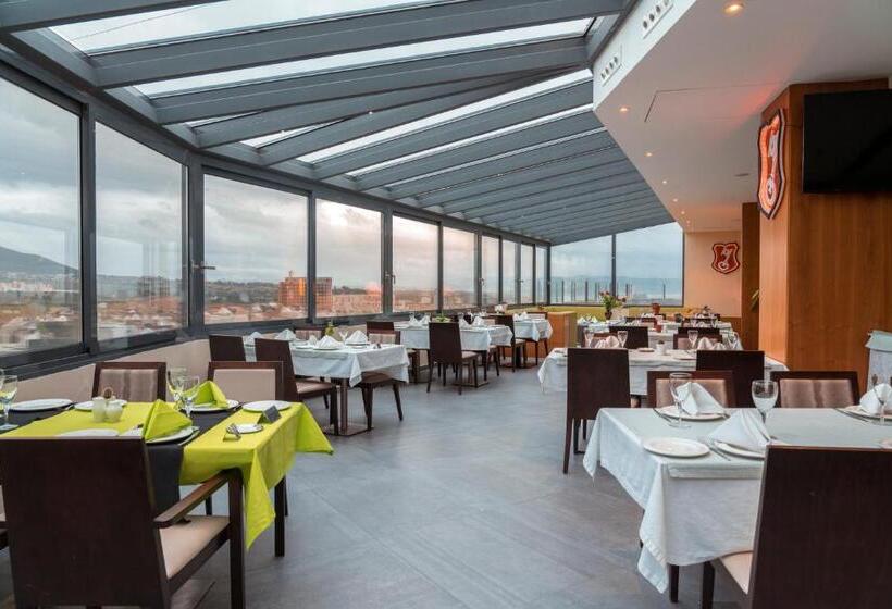 ホテル Royal Tulip Skikda