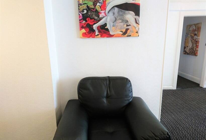 فندق Sarum Apart