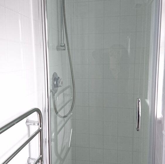 فندق Sarum Apart