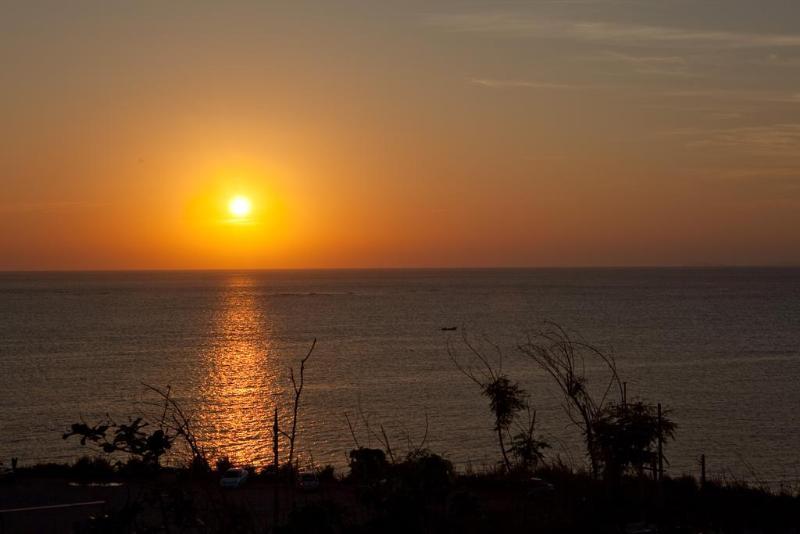 בית מלון כפרי Senagajima Island Resort & Spa