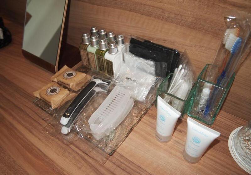 בית מלון כפרי Senagajima Island Resort & Spa