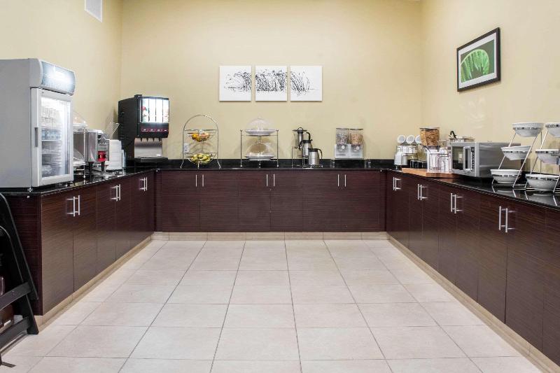 酒店 Sleep Inn & Suites Lincoln University Area