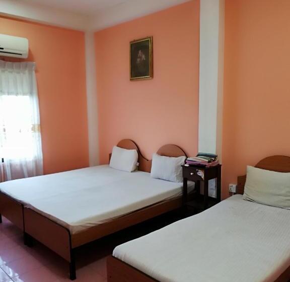 Sunshine Hotel & Hall