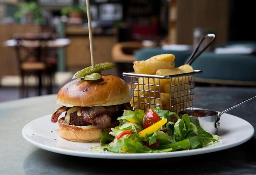 酒店 The Bull And Townhouse, Beaumaris  The Inn Collection Group