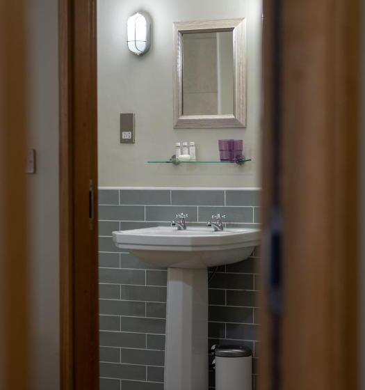 בית מלון כפרי The Lister Arms