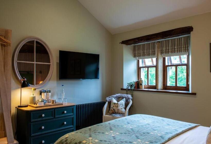 בית מלון כפרי The Lister Arms