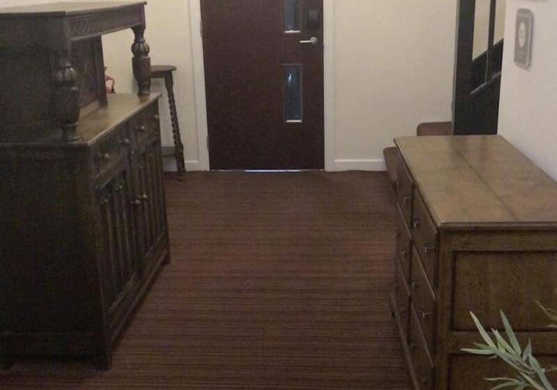 בית מלון כפרי Ty Dre Town House