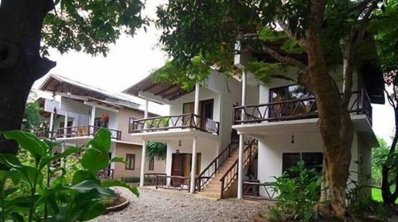 בית מלון כפרי Vanya River Lodge