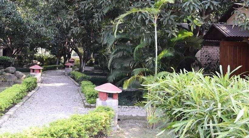 בית מלון כפרי Vanya River Lodge