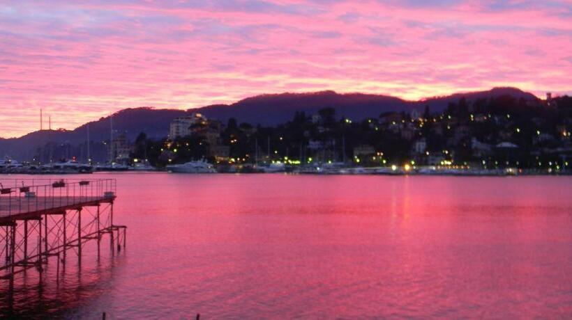 هتل Villa Cristina