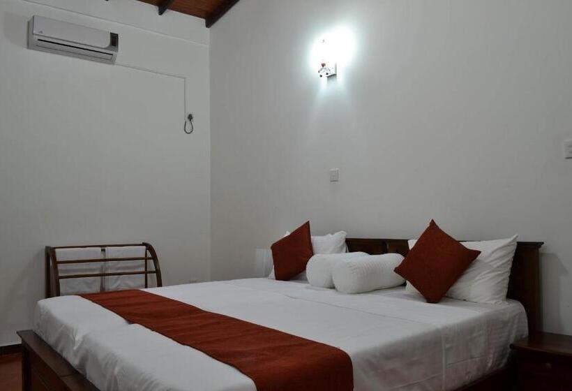 Hotel Vino Villa Tourists & Local Accommodations   24 Hrs