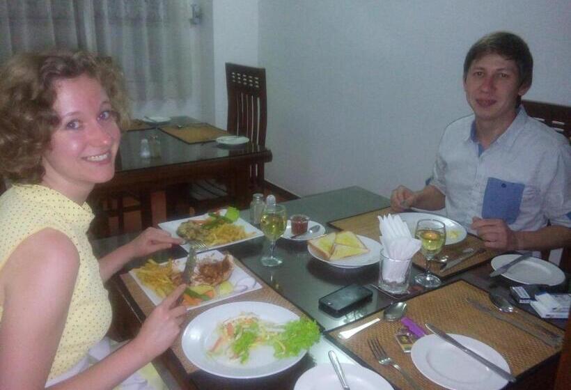 Hotel Vino Villa Tourists & Local Accommodations   24 Hrs