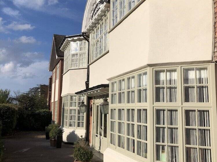 Отель Virginia Court