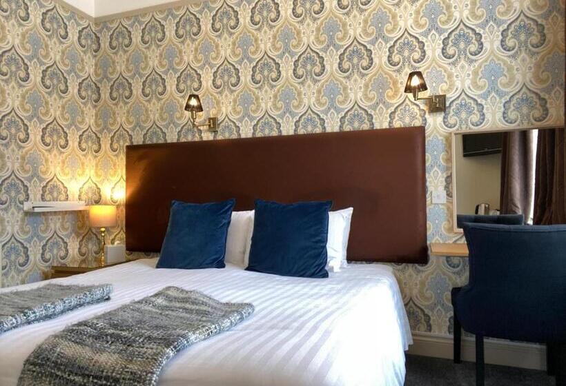 Отель Virginia Court