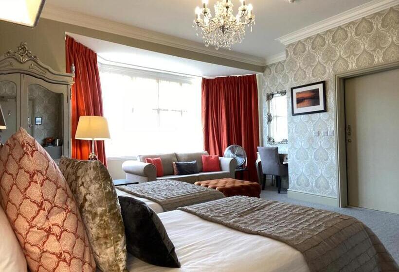 Отель Virginia Court