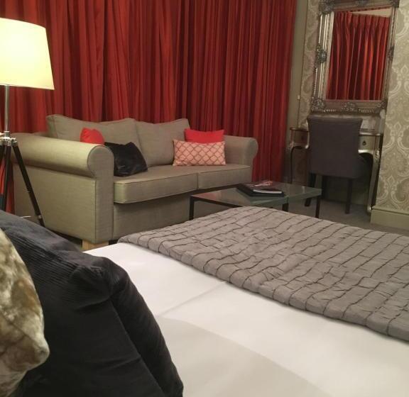 Отель Virginia Court