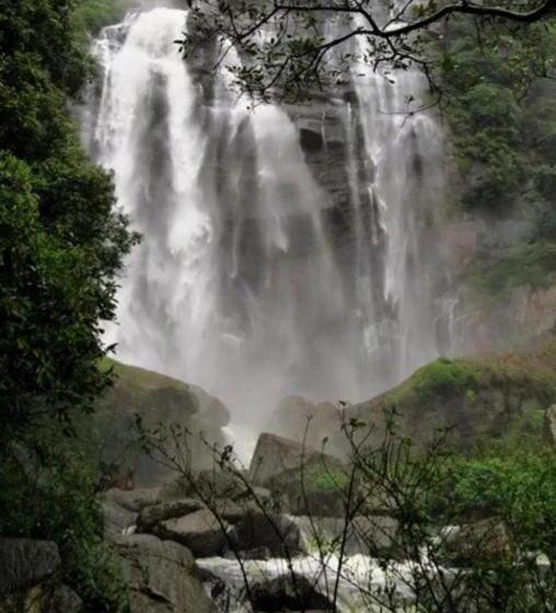 فندق Vishmi S Rest