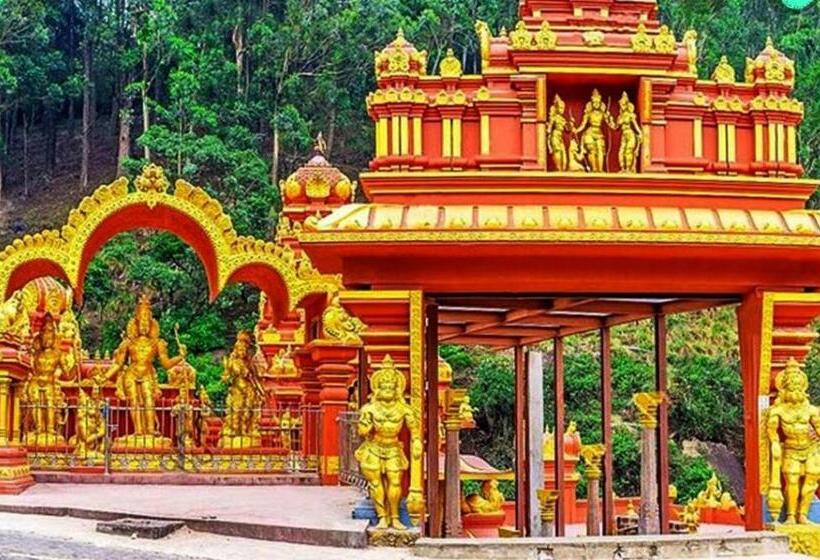 فندق Vishmi S Rest