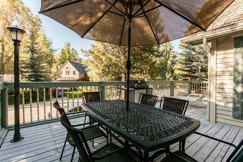 Hotelli West End Splendor By First Choice Property Management