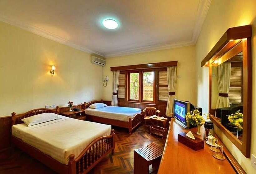 Hotel Win Unity Pyin Oo Lwin
