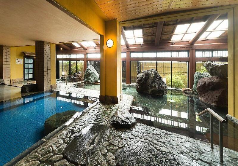 בית מלון כפרי Yuraku