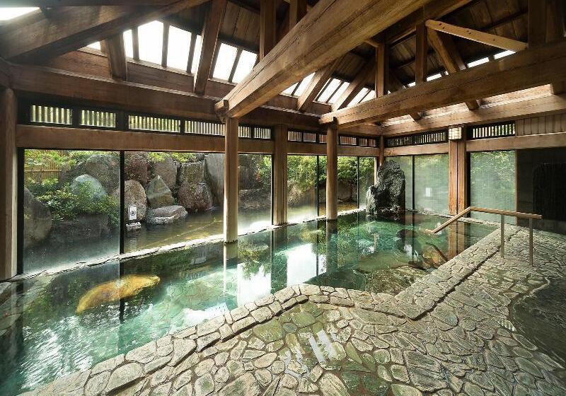 בית מלון כפרי Yuraku