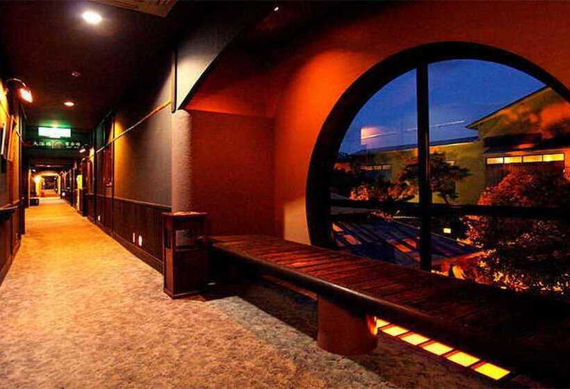 בית מלון כפרי Yuraku