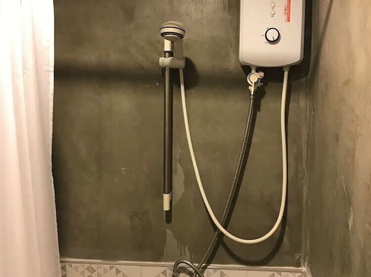 Hubb Hostel Phuket Airport