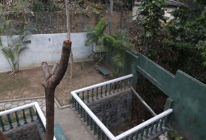 Kandy City Elephant Hostel