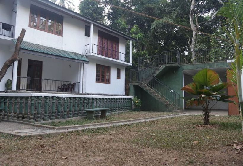 Kandy City Elephant Hostel