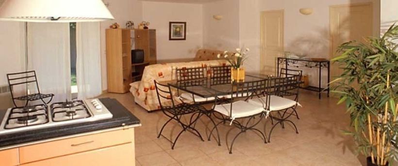 Le Clos Des Vendanges