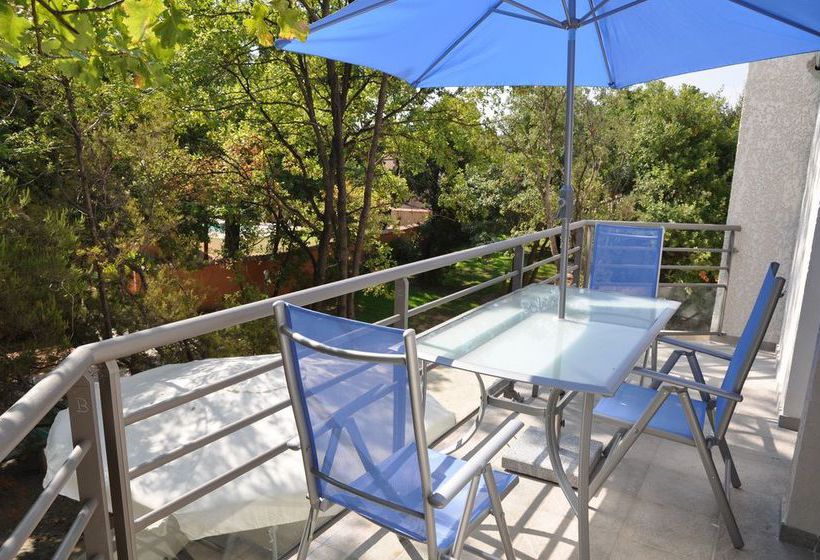 Le Clos Des Vendanges