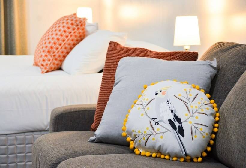 Mansfield Apartments