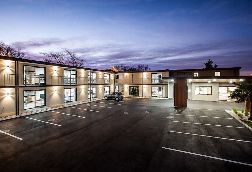 モーテル One88 On Commerce