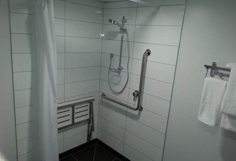 モーテル One88 On Commerce