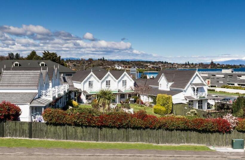 モーテル Phoenix Thermal Resort  Taupo