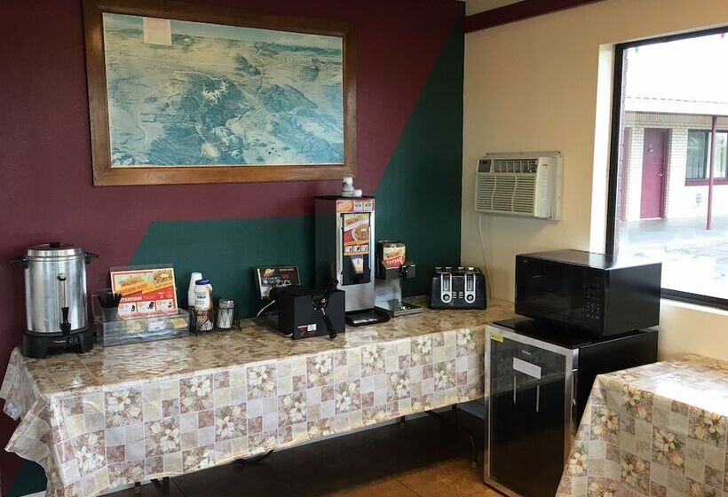 فندق على الطريق Regal Inn Las Vegas New Mexico