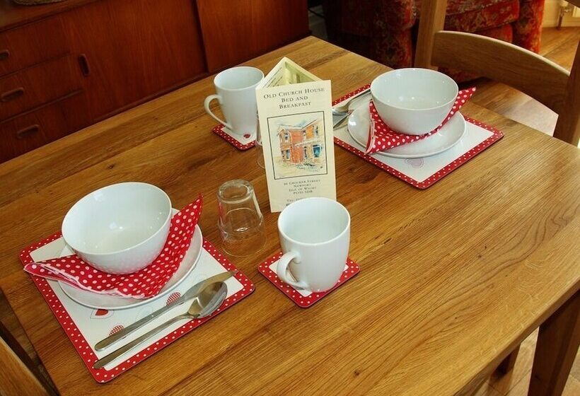 민박 Old Church House