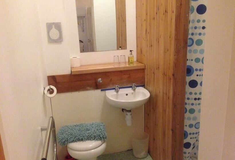 민박 Old Church House