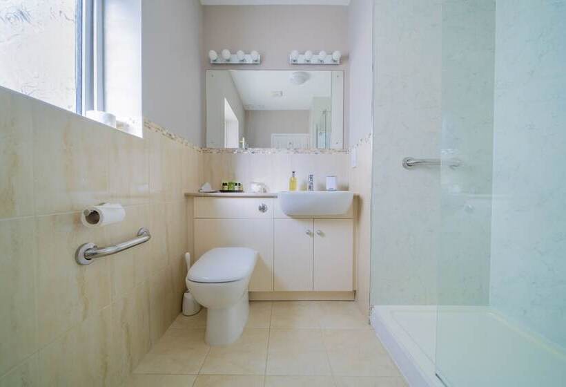 Peartree Serviced Apartments