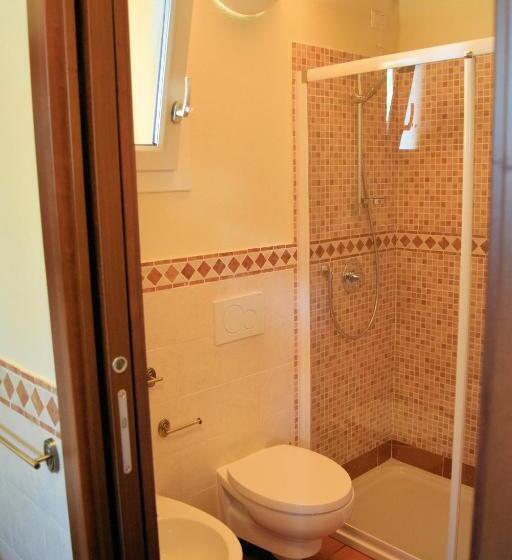 פנסיון Corte Certosina