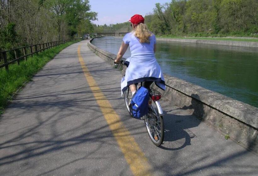 פנסיון Corte Certosina