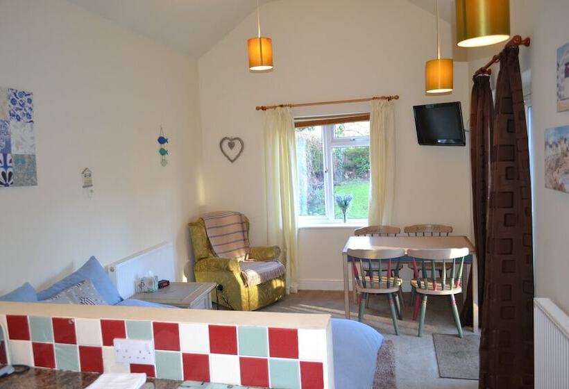 펜션 Glendower Guest Apartments