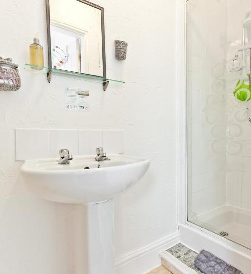 ペンション Lyndhurst Guest House