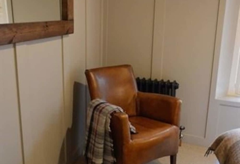 Пансион Number Fifty Townhouse Accommodation