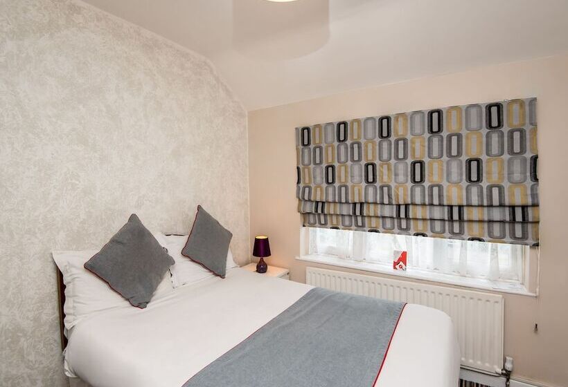 펜션 OYO Vale Lodge